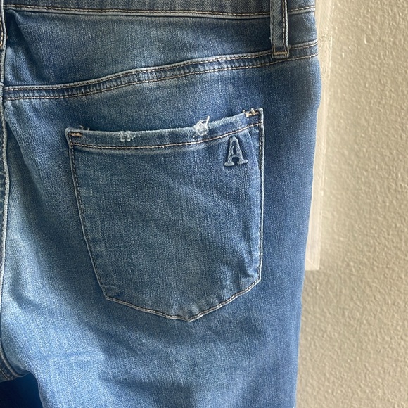 Articles of society jeans in size 27 - Picture 7 of 10